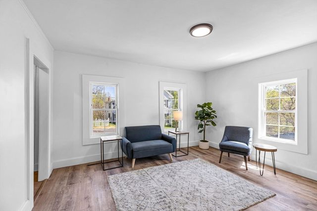 42 Washington St, Monson, MA 01057