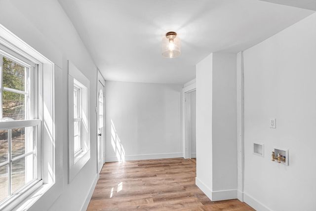 42 Washington St, Monson, MA 01057