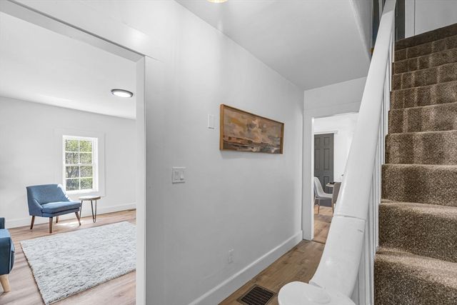 42 Washington St, Monson, MA 01057