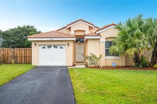 8260 SW 44th Court, Davie, FL 33328