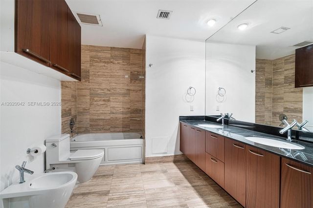 16001 Collins Ave 1505, Sunny Isles Beach, FL 33160