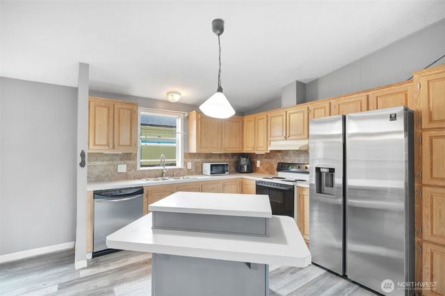 705 SW 1st, Castle Rock, WA 98611