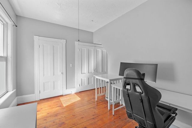 143 North St 2, Salem, MA 01970