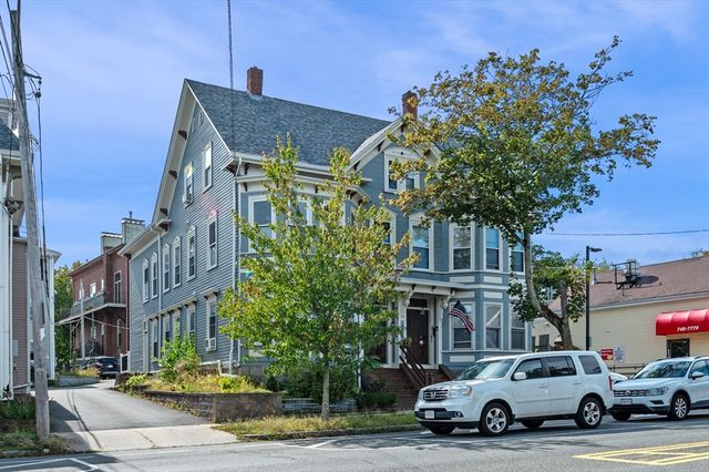 143 North St 2, Salem, MA 01970