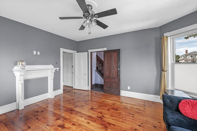 143 North St 2, Salem, MA 01970
