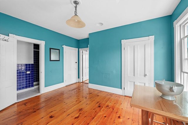 143 North St 2, Salem, MA 01970