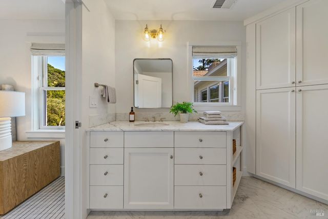 80 Laurel Grove Ave, Ross, CA 94957