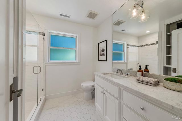 80 Laurel Grove Ave, Ross, CA 94957