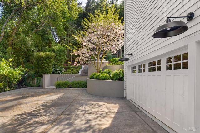 80 Laurel Grove Ave, Ross, CA 94957