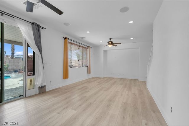 3194 Lapis Beach Drive, Las Vegas, NV 89117