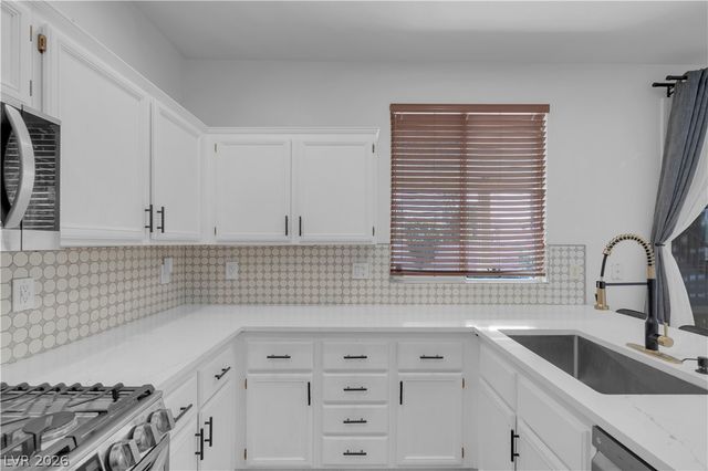 3194 Lapis Beach Drive, Las Vegas, NV 89117