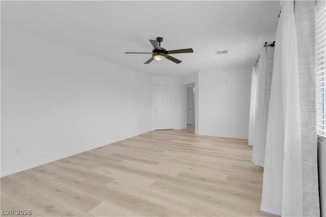 3194 Lapis Beach Drive, Las Vegas, NV 89117