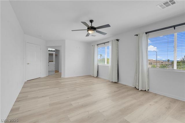 3194 Lapis Beach Drive, Las Vegas, NV 89117