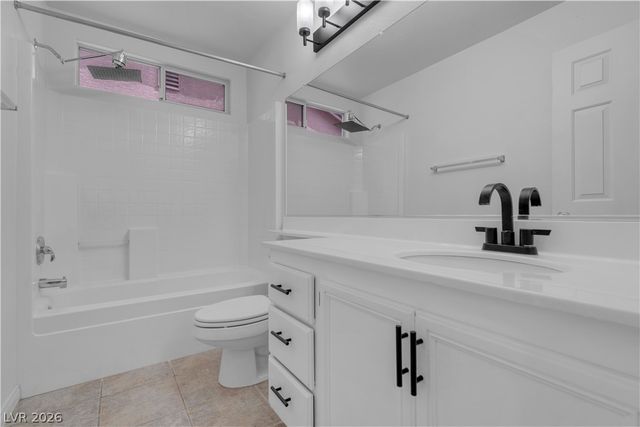 3194 Lapis Beach Drive, Las Vegas, NV 89117