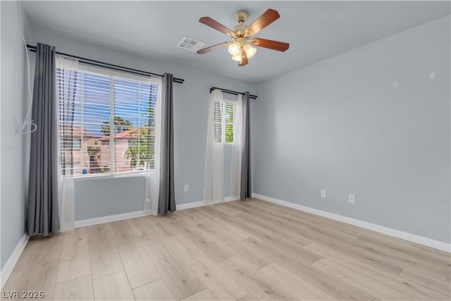 3194 Lapis Beach Drive, Las Vegas, NV 89117