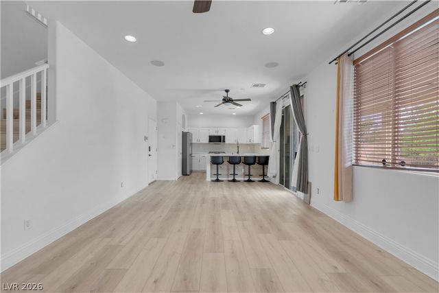 3194 Lapis Beach Drive, Las Vegas, NV 89117