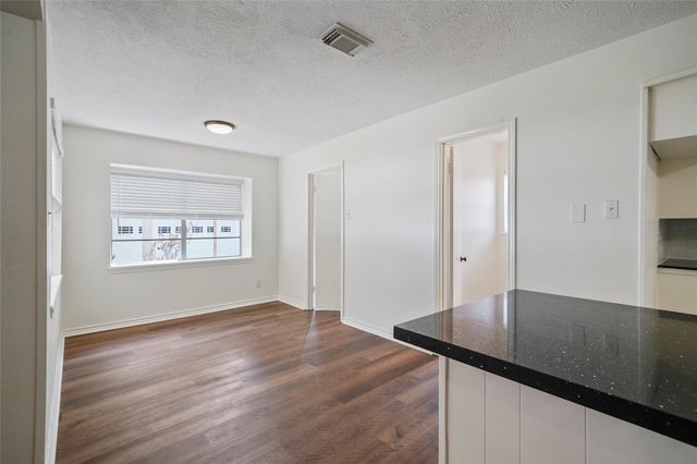 719 Thornwood Drive, Shenandoah, TX 77381