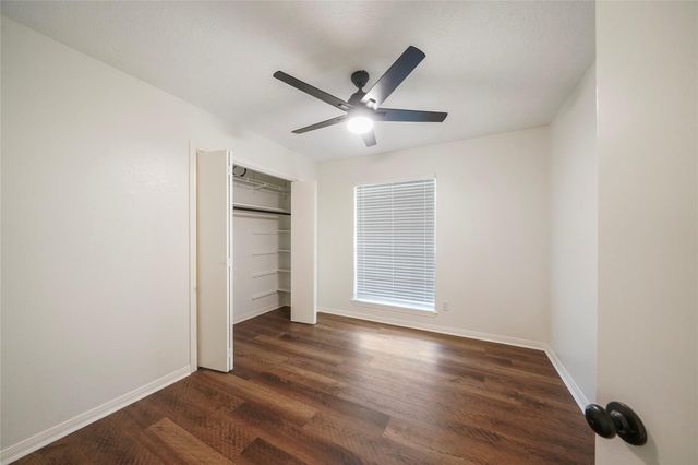 719 Thornwood Drive, Shenandoah, TX 77381