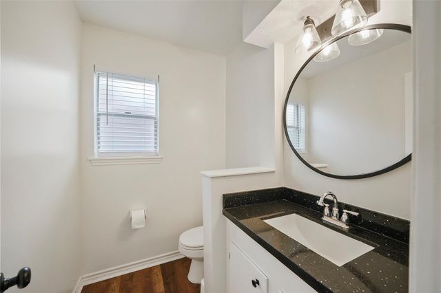 719 Thornwood Drive, Shenandoah, TX 77381