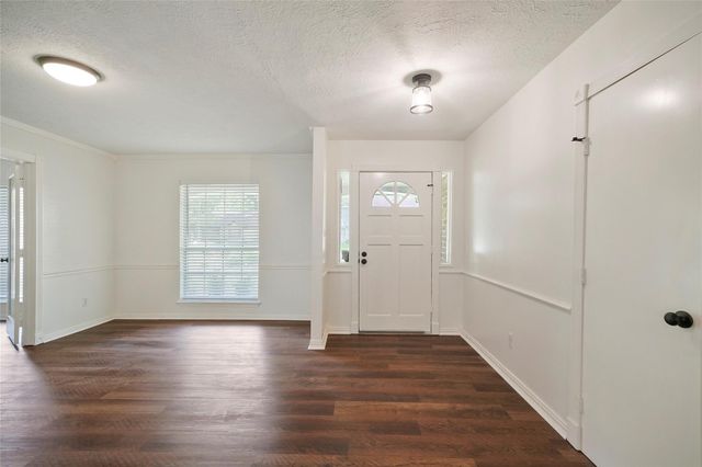 719 Thornwood Drive, Shenandoah, TX 77381