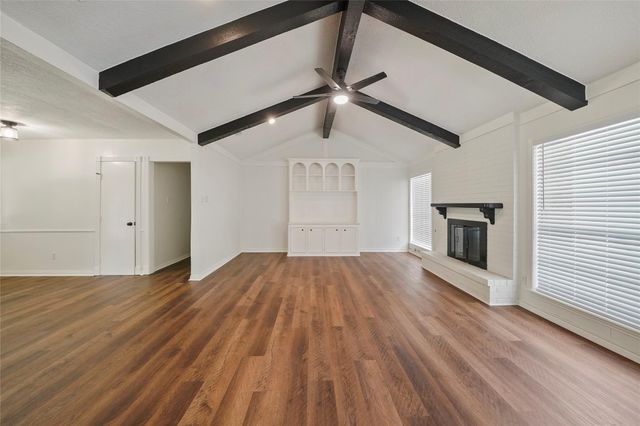 719 Thornwood Drive, Shenandoah, TX 77381