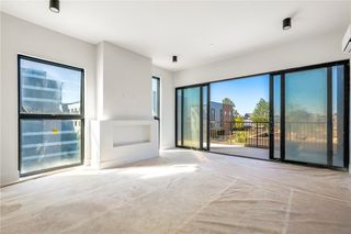 905 SE 4th Street 301, Bentonville, AR 72712