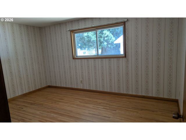 3203 17TH Ave, Forest Grove, OR 97116