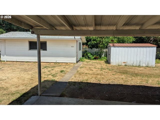 3203 17TH Ave, Forest Grove, OR 97116