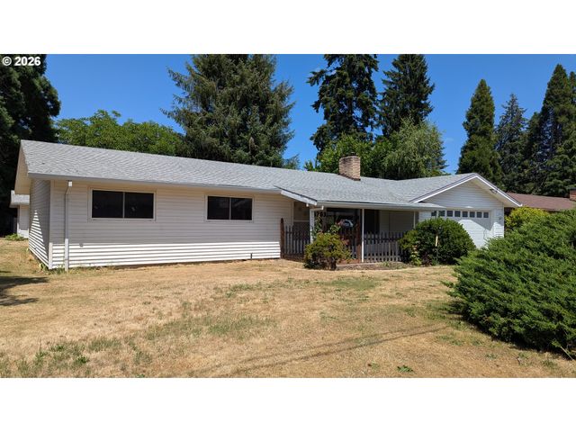 3203 17TH Ave, Forest Grove, OR 97116