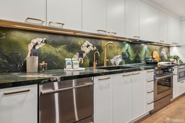 1624 Larkin Street 7, San Francisco, CA 94109