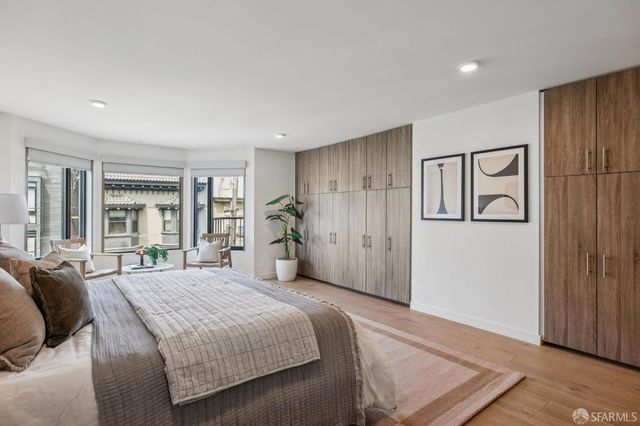 1624 Larkin Street 7, San Francisco, CA 94109