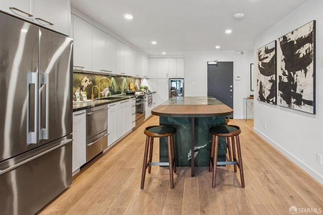1624 Larkin Street 7, San Francisco, CA 94109