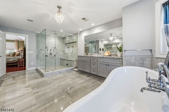 429 OAK RIDGE ROAD, Clark Twp., NJ 07066