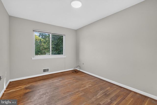 405 WINTERTHUR CT, Silver Spring, MD 20904