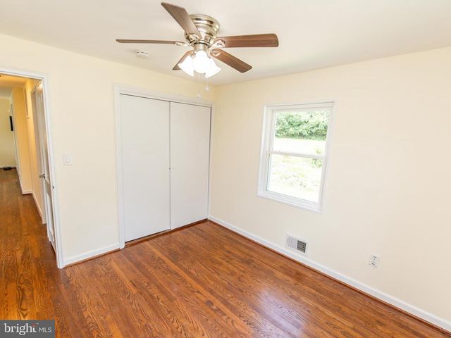 5014 N ENGLEWOOD DR, Capitol Heights, MD 20743