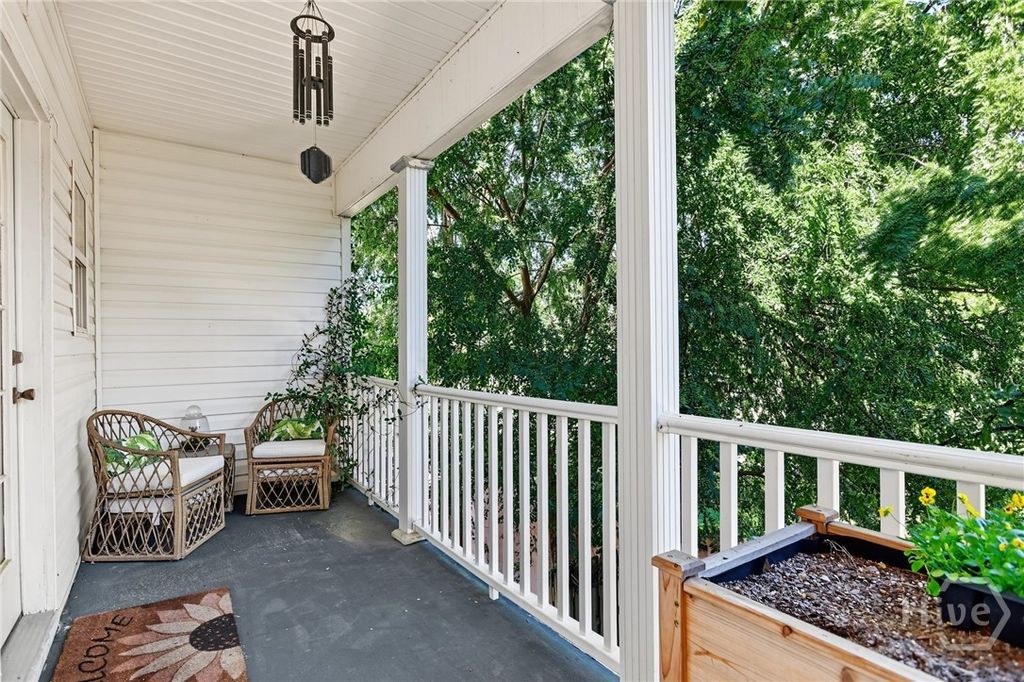 Image 14 of property listing at 106 Station Trail, Savannah, GA 31406