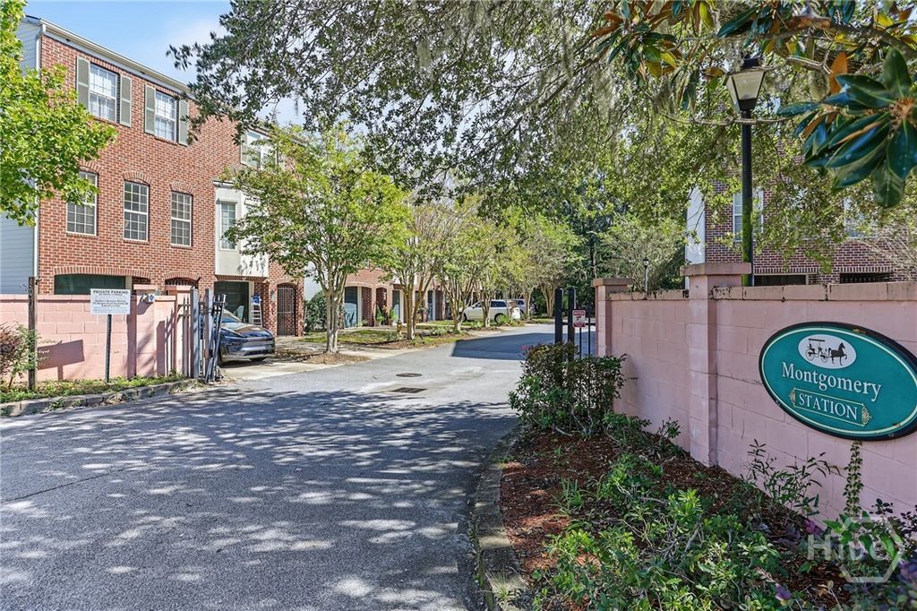 Image 24 of property listing at 106 Station Trail, Savannah, GA 31406