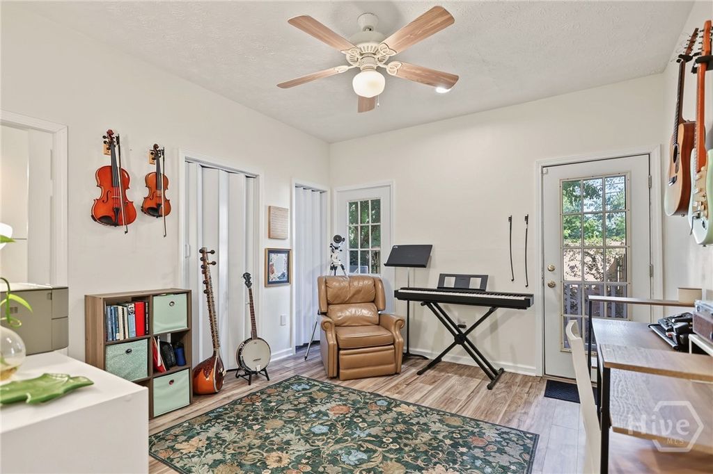 Image 5 of property listing at 106 Station Trail, Savannah, GA 31406