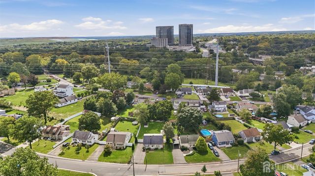 63 Tunison Road, New Brunswick, NJ 08901