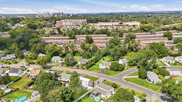 63 Tunison Road, New Brunswick, NJ 08901