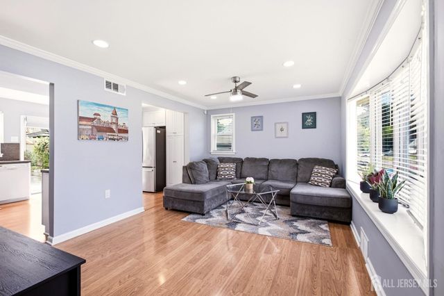 63 Tunison Road, New Brunswick, NJ 08901