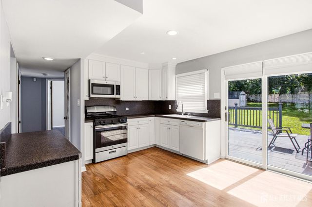 63 Tunison Road, New Brunswick, NJ 08901