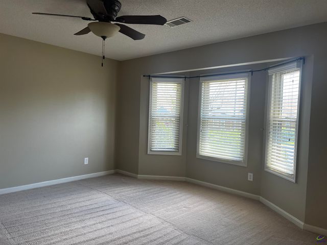 324 Williamsburg Avenue, Warner Robins, GA 31088