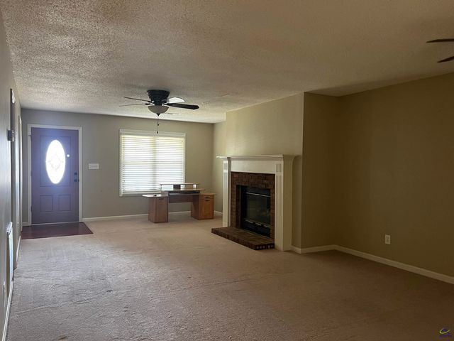 324 Williamsburg Avenue, Warner Robins, GA 31088