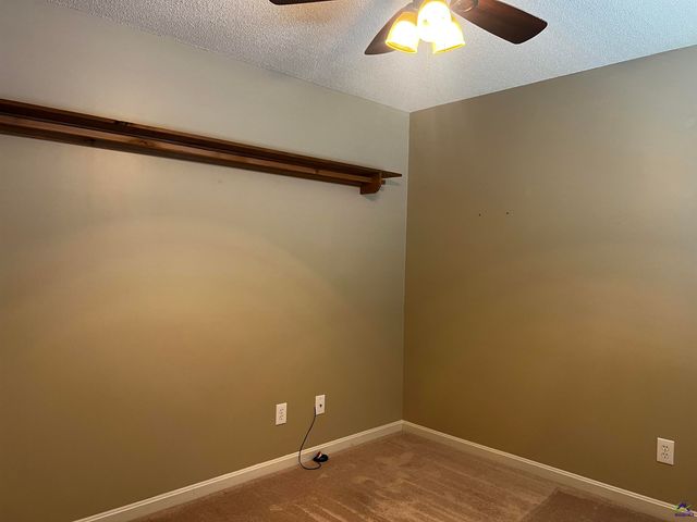 324 Williamsburg Avenue, Warner Robins, GA 31088