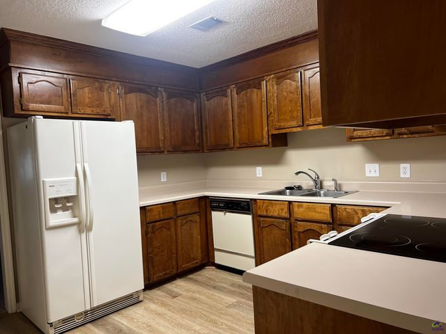 324 Williamsburg Avenue, Warner Robins, GA 31088