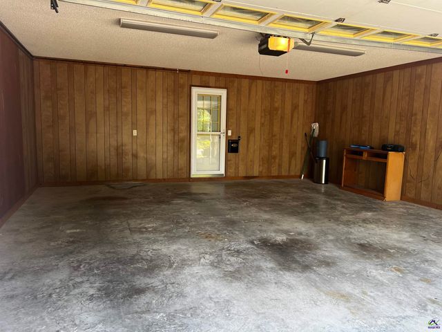 324 Williamsburg Avenue, Warner Robins, GA 31088