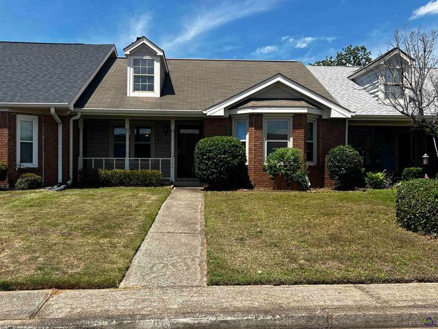 324 Williamsburg Avenue, Warner Robins, GA 31088
