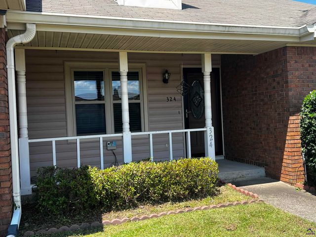 324 Williamsburg Avenue, Warner Robins, GA 31088