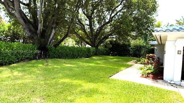 1529 Bayview Dr, Fort Lauderdale, FL 33304